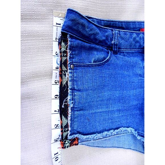 Bongo Juniors Denim Cut-Off Aztec Print Shorts Size 3 Frayed Hem - Picture 5 of 8